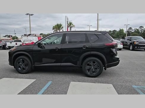 New 2026 Nissan Rogue SV FWD image 23
