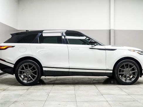 Used 2021 Land Rover Range Rover Velar R-Dynamic S image 6