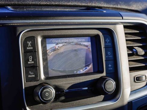 Used 2024 RAM 1500 Classic SLT image 28