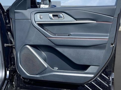 New 2026 Ford Explorer ST-Line AWD/4WD image 32