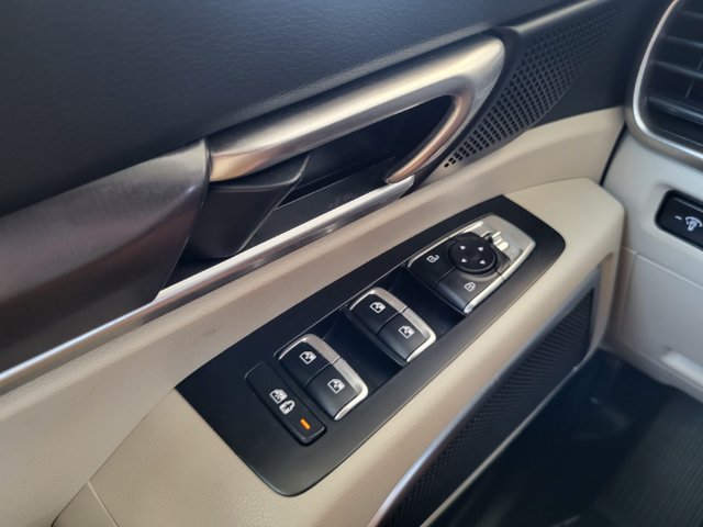 Certified 2024 Kia Telluride S w/ S Sunroof Package FWD image 22
