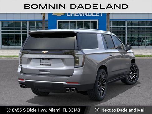 New 2026 Chevrolet Suburban High Country AWD/4WD image 5
