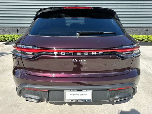 Used 2026 Porsche Macan AWD/4WD image 12