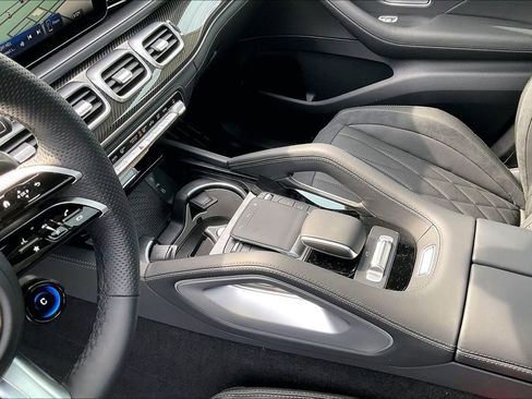 New 2026 Mercedes-Benz GLE 63 AMG S image 8