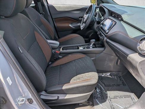 Used 2023 Nissan Kicks SR FWD image 26