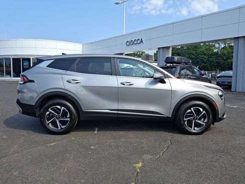Used 2023 Kia Sportage LX AWD/4WD image 10