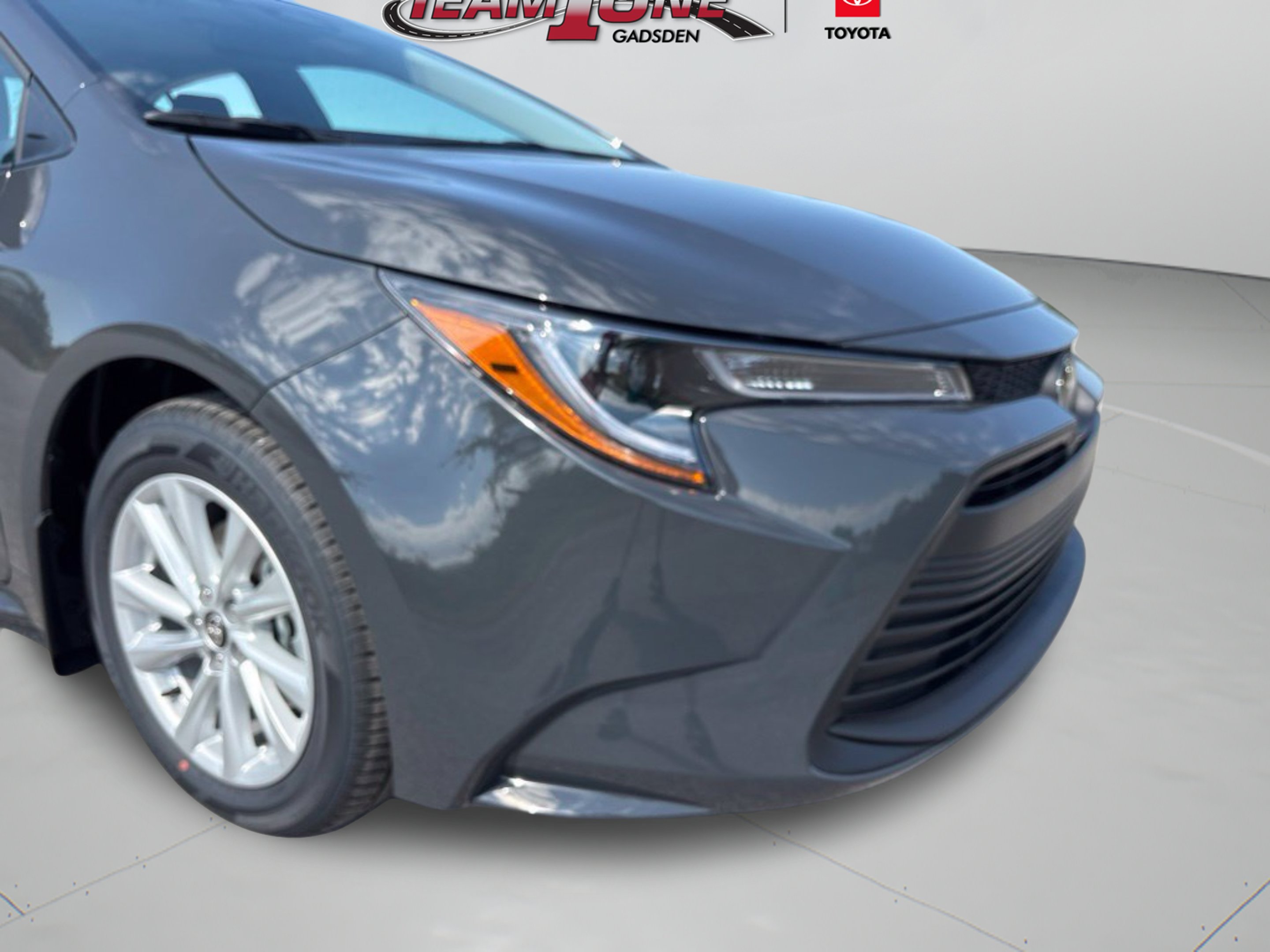 New 2027 Toyota Corolla LE w/ LE Premium Package FWD image 31