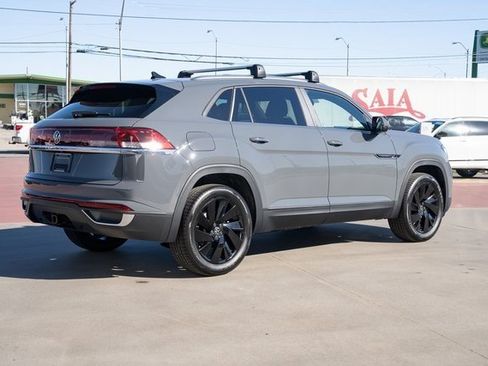 New 2026 Volkswagen Atlas Cross Sport SE image 6