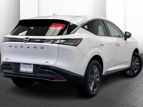 Certified 2025 Nissan Murano SL image 12
