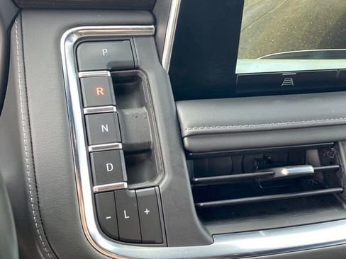 Certified 2023 GMC Yukon SLE w/ Gmc Pro Safety Plus Package AWD/4WD image 12