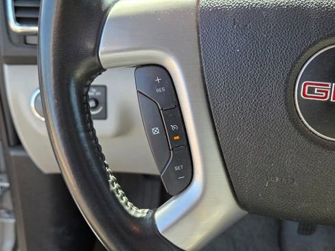 Used 2012 GMC Acadia SLT w/ LPO, 'HIT The Road' Package FWD image 20