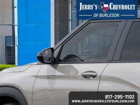 New 2026 Chevrolet TrailBlazer RS w/ Convenience Package FWD image 14