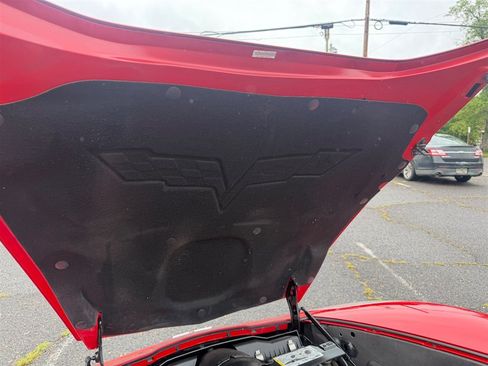Used 2007 Chevrolet Corvette Coupe w/ Preferred Equipment Group RWD image 18