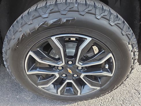 Used 2021 Chevrolet TrailBlazer ACTIV w/ Technology Package image 11