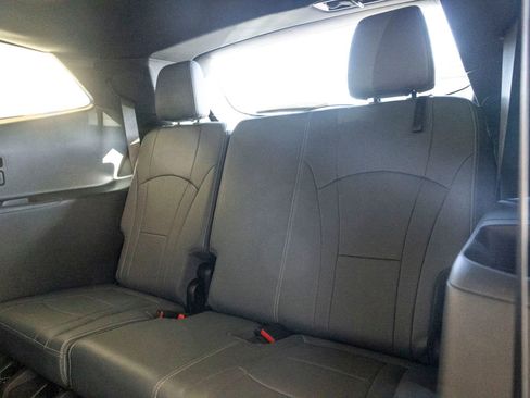 Used 2023 Buick Enclave Premium w/ Experience Buick Package image 21