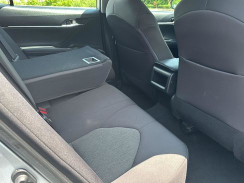Used 2022 Toyota Camry LE FWD image 18