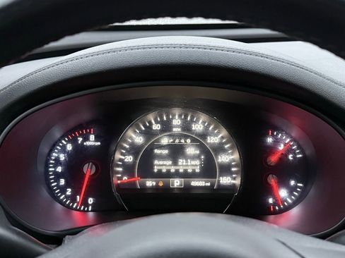 Used 2018 Kia Sorento SX image 33