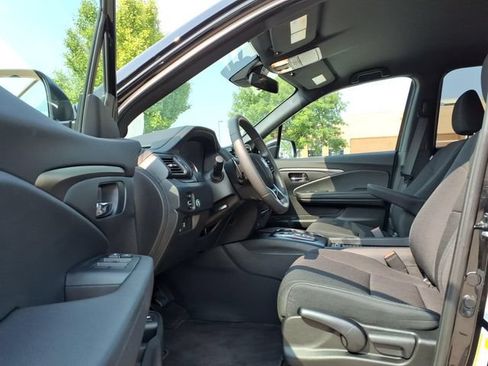 Used 2021 Honda Passport Sport image 16