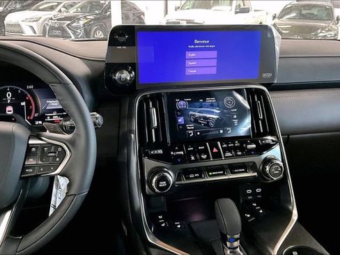 New 2026 Lexus LX 700h Luxury image 7