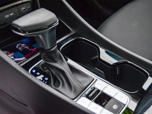 Certified 2023 Hyundai Tucson SE image 20