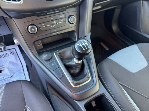 Used 2018 Ford Focus ST image 28