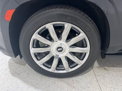 Used 2021 Cadillac Escalade ESV Premium Luxury Platinum image 31