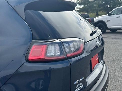 Used 2021 Jeep Cherokee Latitude Plus image 13