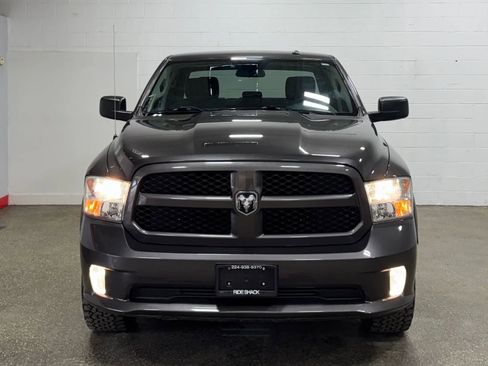 Used 2018 RAM 1500 Express w/ Express Value Package AWD/4WD image 2