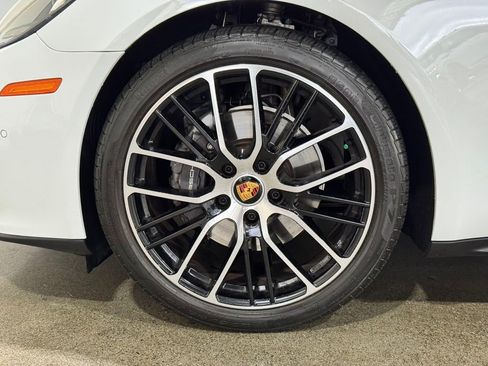 Used 2023 Porsche Panamera Platinum Edition w/ Sport Chrono Package image 8