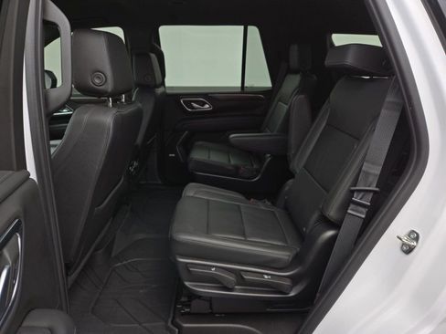 Used 2024 Chevrolet Tahoe LT w/ Luxury Package AWD/4WD image 16