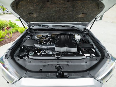 Used 2024 Toyota 4Runner TRD Off-Road Premium image 41