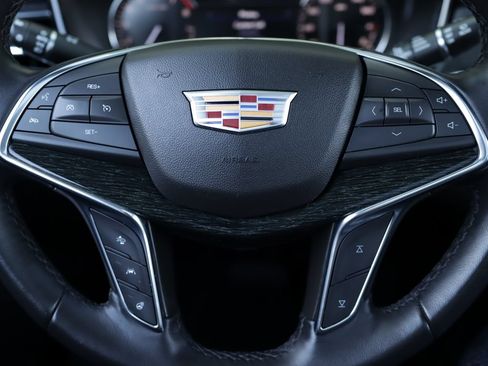 Used 2021 Cadillac XT5 Premium Luxury AWD/4WD image 10