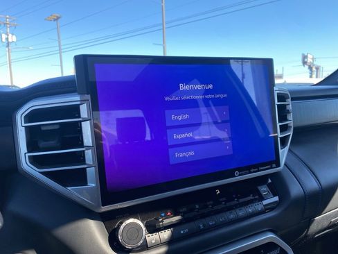 Used 2023 Toyota Tundra Platinum image 16