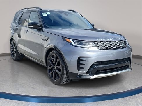 New 2026 Land Rover Discovery Limited Edition image 3