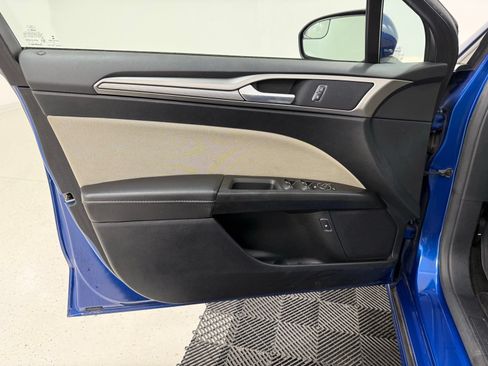 Used 2018 Ford Fusion S FWD image 14