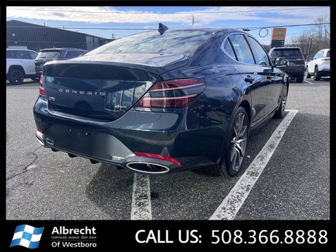 Used 2025 Genesis G70 2.5T image 5