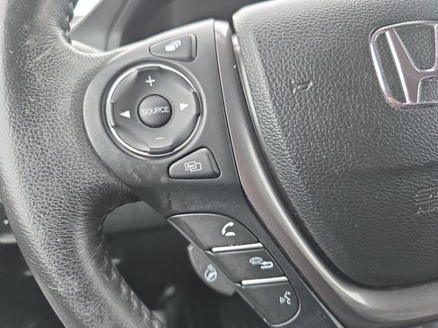 Used 2023 Honda Ridgeline RTL-E image 16