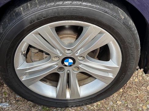 Used 2017 BMW 330i xDrive Sedan image 12