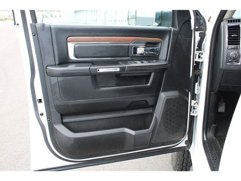 Used 2016 RAM 3500 Laramie image 7