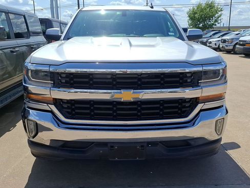 Used 2017 Chevrolet Silverado 1500 LT w/ LT Fleet Convenience Package RWD image 4