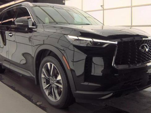 Certified 2023 INFINITI QX60 Luxe w/ Vision Package image 4