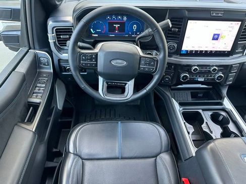 Certified 2025 Ford F250 Platinum w/ FX4 Off-Road Package AWD/4WD image 13
