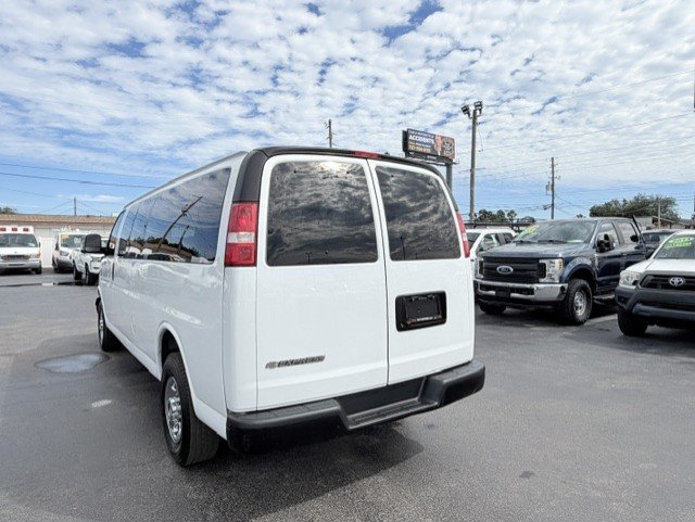Used 2023 Chevrolet Express 3500 LS RWD image 8