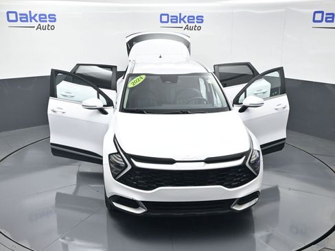 Certified 2024 Kia Sportage EX image 58