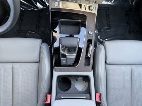 Certified 2023 Audi Q5 2.0T Prestige AWD/4WD image 14