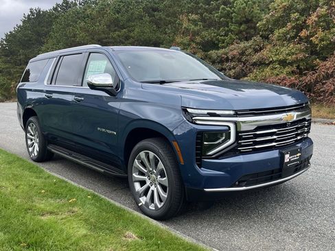 New 2026 Chevrolet Suburban Premier w/ Sun And Tow Package image 12
