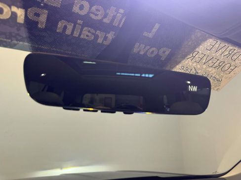 Used 2022 Volkswagen Atlas SE image 29