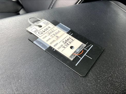 Used 2021 Tesla Model 3 Long Range AWD/4WD image 11