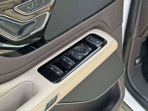 Used 2023 Lincoln Aviator Reserve w/ Elements Package Plus AWD/4WD image 15