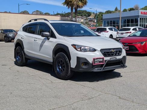 Used 2021 Subaru Crosstrek 2.5i Sport w/ Moonroof Package image 3